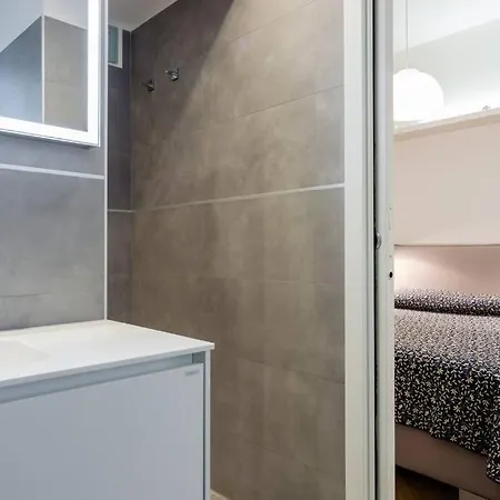 דירה Charming 2 Bedroom Flat Fashion District *